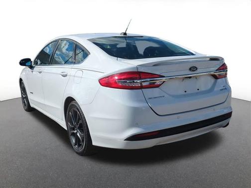 2018 Ford Fusion Hybrid SE
