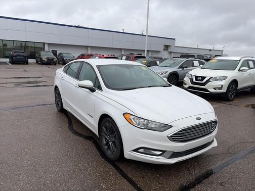 2018 Ford Fusion Hybrid SE