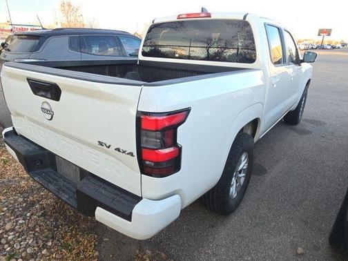 2024 Nissan Frontier SV