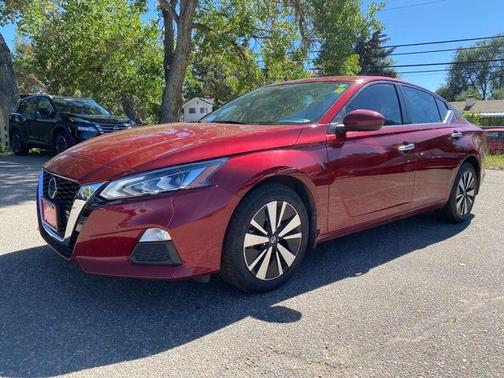 2022 Nissan Altima 2.5 SV