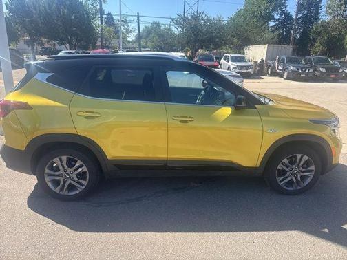 2021 Kia Seltos S