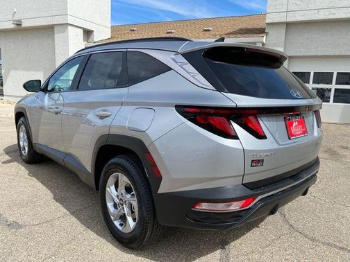 Shimmering Silver 2024 Hyundai TUCSON SEL