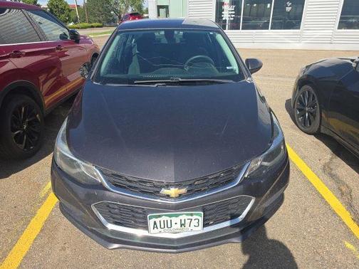 Tungsten Metallic 2017 Chevrolet Cruze LT