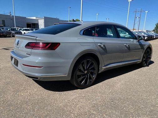 2022 Volkswagen Arteon 2.0T SEL R-Line