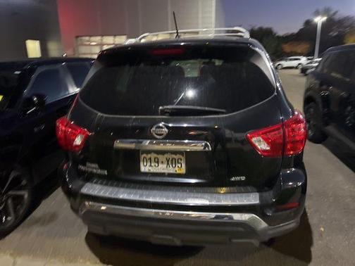 2017 Nissan Pathfinder S