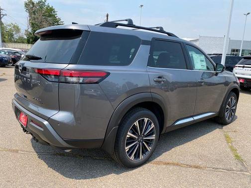 Gun Metallic 2026 Nissan Pathfinder Platinum