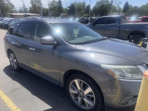 Gun 2015 Nissan Pathfinder S
