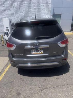 Gun 2015 Nissan Pathfinder S
