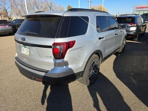 2018 Ford Explorer sport