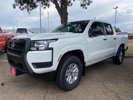 2025 Nissan Frontier S