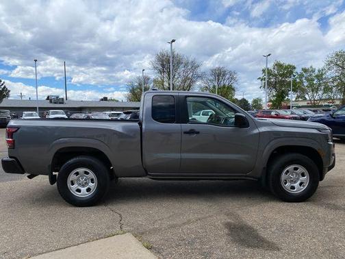 Gun Metallic 2024 Nissan Frontier S