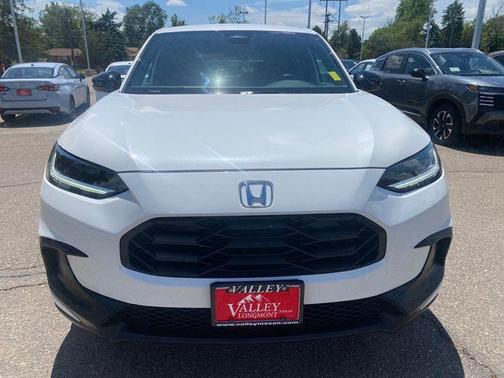 White 2025 Honda HR-V Sport