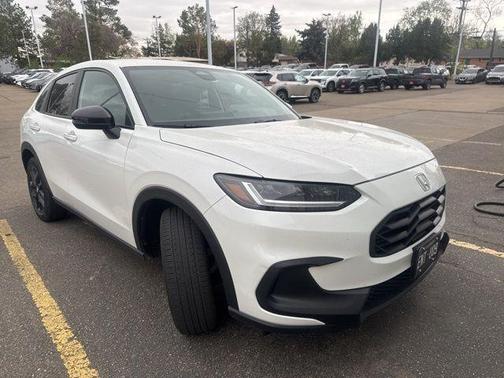White 2025 Honda HR-V Sport