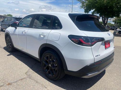 White 2025 Honda HR-V Sport