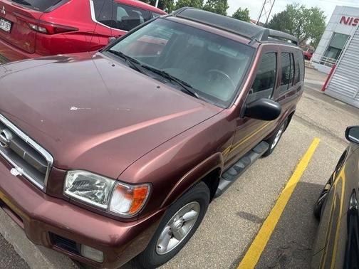 Burnt Copper 2003 Nissan Pathfinder SE