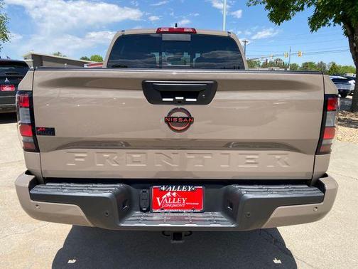 Baja Storm 2023 Nissan Frontier PRO-4X