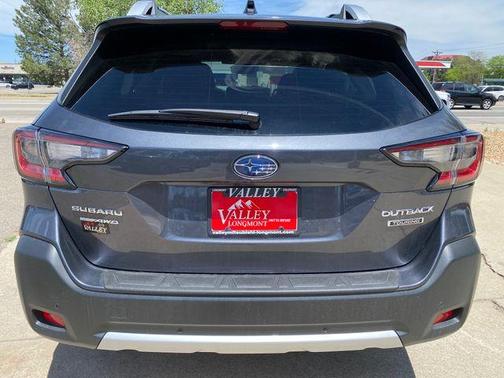Magnetite Gray Metallic 2025 Subaru Outback Touring