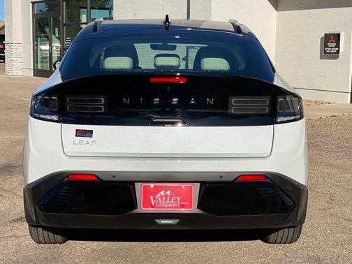 2026 Nissan Leaf PLAT+