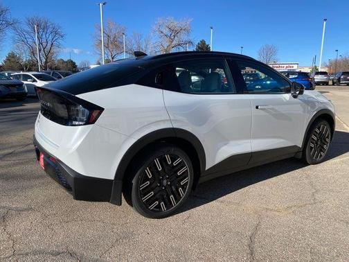 2026 Nissan Leaf PLAT+