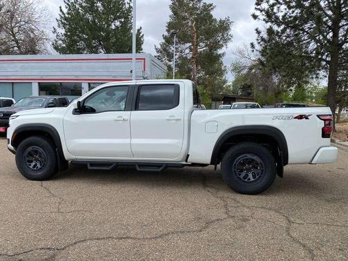 Glacier White 2026 Nissan Frontier PRO-4X