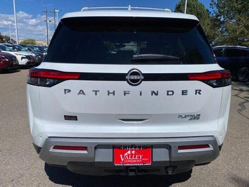 2025 Nissan Pathfinder Platinum