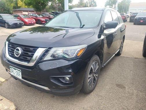 2017 Nissan Pathfinder SL