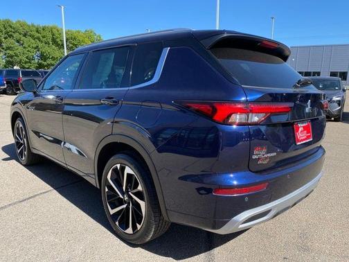 2023 Mitsubishi Outlander PHEV SEL