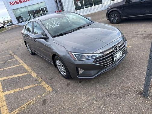 2020 Hyundai ELANTRA SE