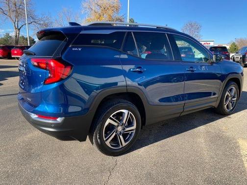 2021 GMC Terrain SLT