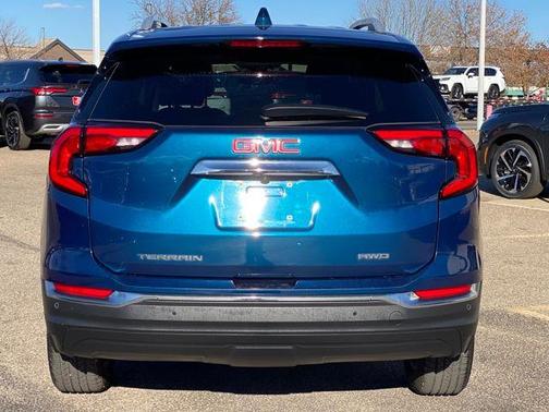 2021 GMC Terrain SLT