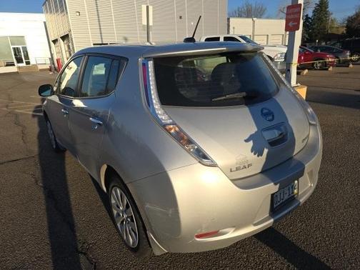 2015 Nissan Leaf S