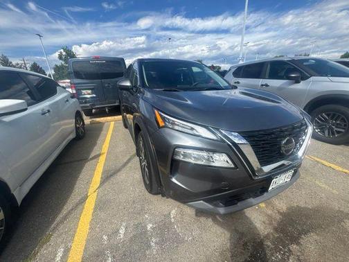 Gun Metallic 2021 Nissan Rogue SV