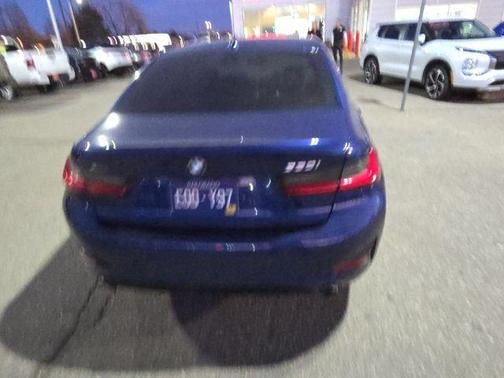 2019 BMW 330 i xDrive