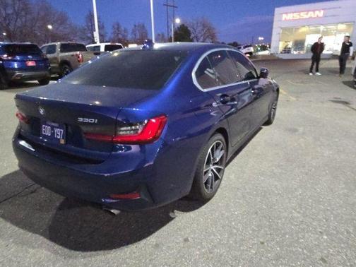 2019 BMW 330 i xDrive