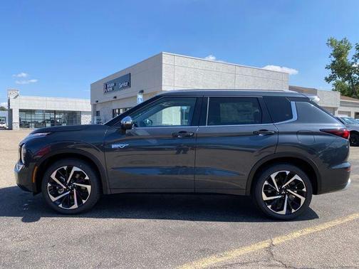 2025 Mitsubishi Outlander PHEV SEL