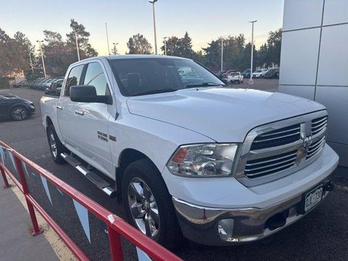 Bright White Clearcoat 2014 RAM 1500 SLT