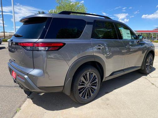 Gun Metallic 2026 Nissan Pathfinder SL