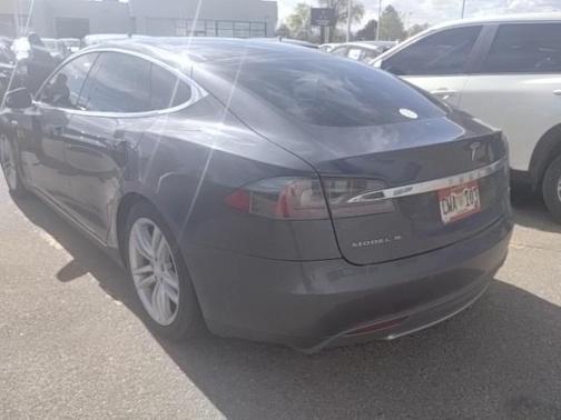 2015 Tesla Model S 70D