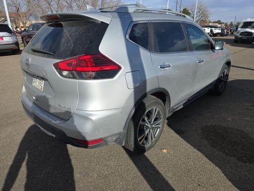 2017 Nissan Rogue SL
