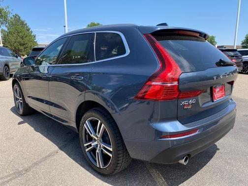2020 Volvo XC60 T5 Momentum