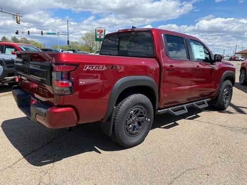 2025 Nissan Frontier PRO-4X