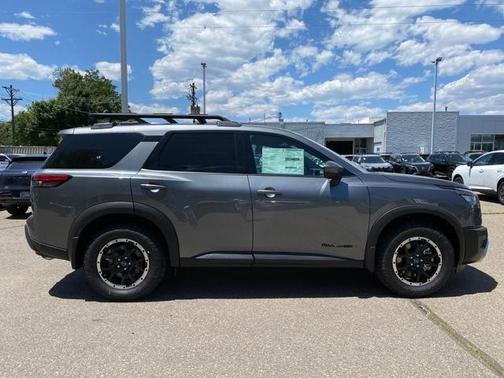 2025 Nissan Pathfinder Rock Creek