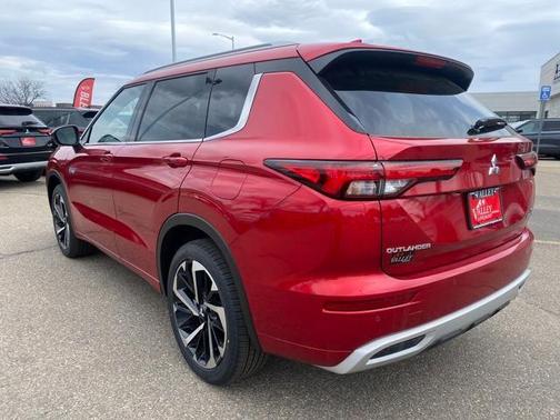 2025 Mitsubishi Outlander PHEV SEL