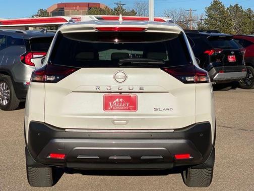 2022 Nissan Rogue SL