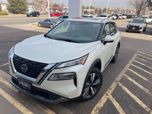 2022 Nissan Rogue SL