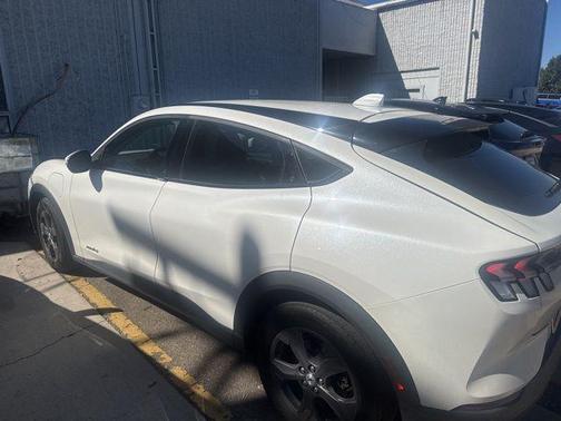 2022 Ford Mustang Mach-E Select