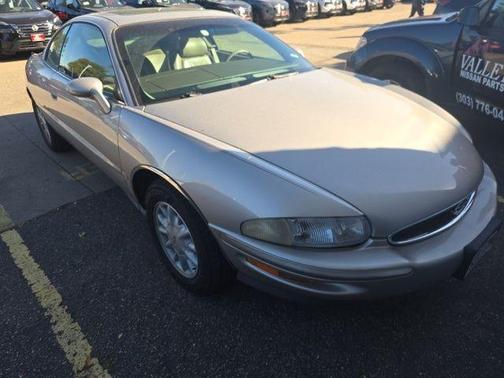 1997 Buick Riviera Base