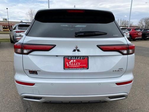2025 Mitsubishi Outlander PHEV 