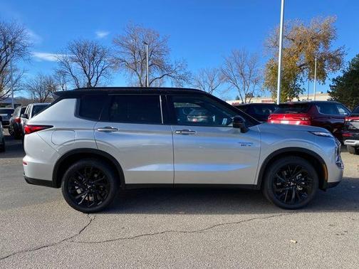 2025 Mitsubishi Outlander PHEV SEL EDITION