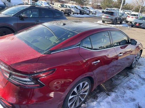 2023 Nissan Maxima Platinum